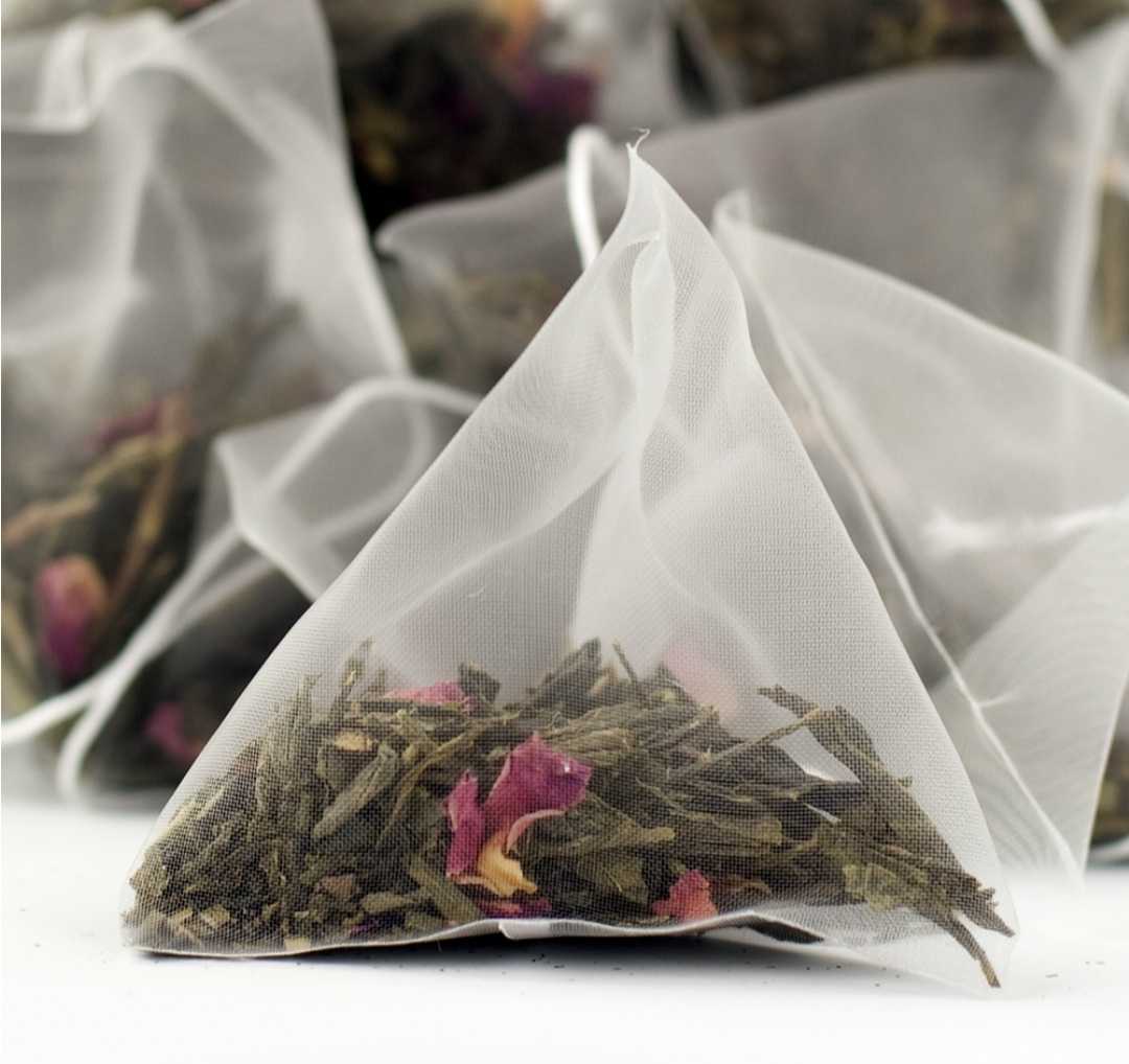 انتقال نمونه دمنوش ایرانی برای تست به خارج از کشور 🌿