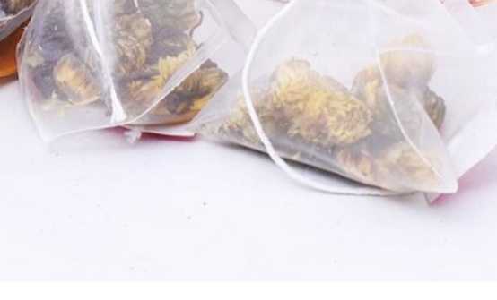 انتقال نمونه دمنوش ایرانی برای تست به خارج از کشور 🌿
